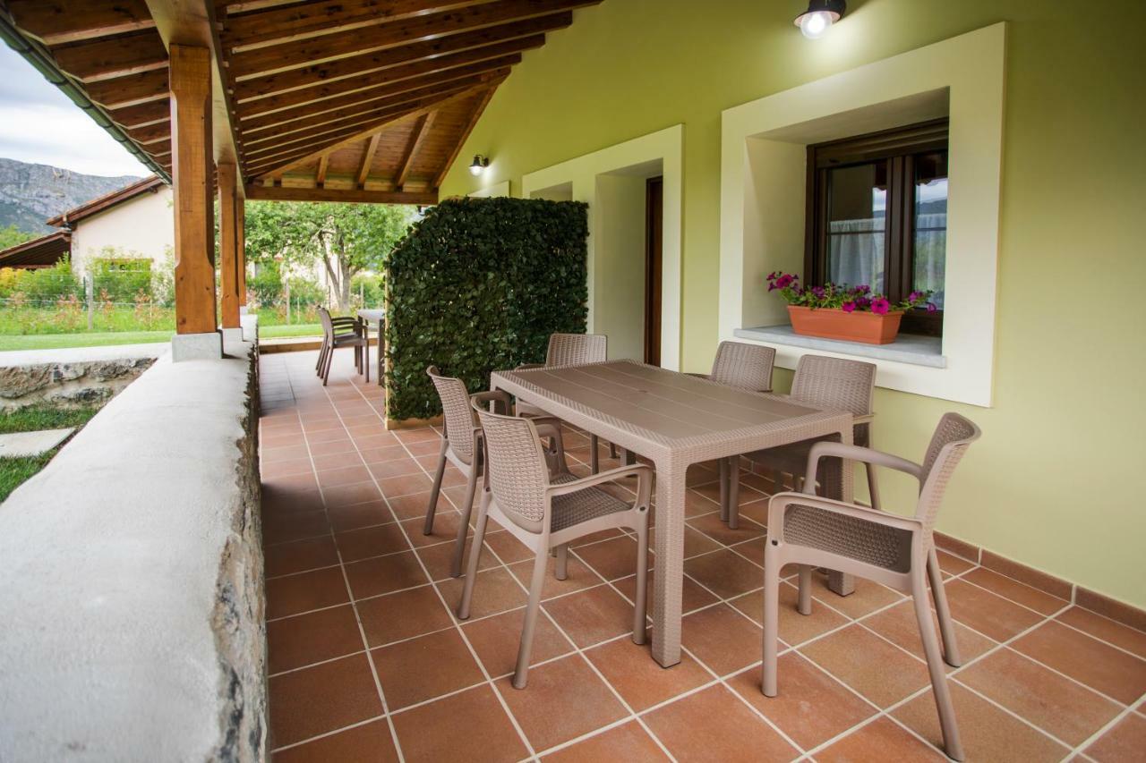 El Campo Mateo Apartamentos Cangas de Onis Bagian luar foto